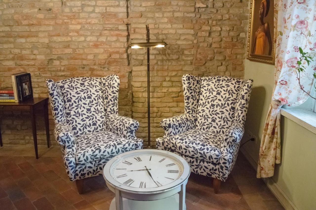 Hospitale I Mori Bed & Breakfast Asola Ngoại thất bức ảnh
