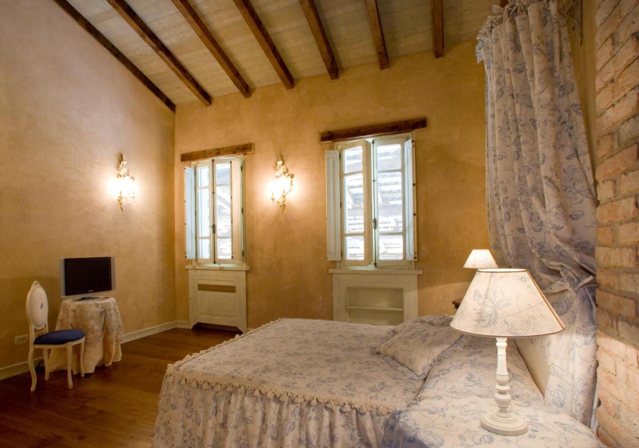 Hospitale I Mori Bed & Breakfast Asola Ngoại thất bức ảnh